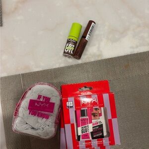 NYX Makeup Set with Brow Glue and Lip Oil